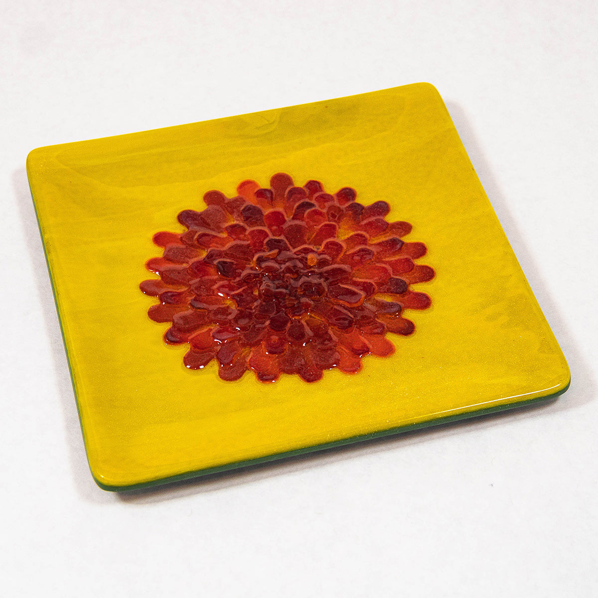 Powder Wafer Design Elements for Fused Glass